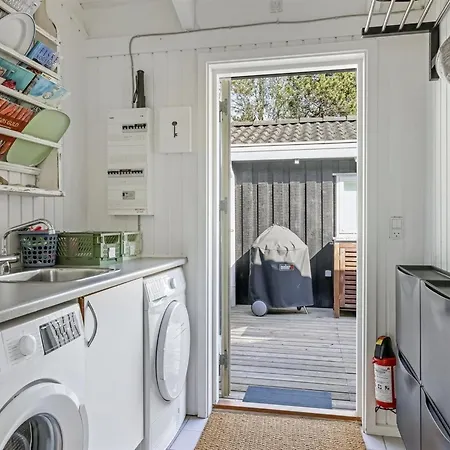 Dom wakacyjny Ran - 600m From The Sea By Interhome *