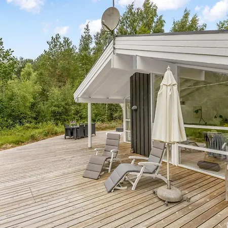 Ran - 600m From The Sea By Interhome Laeso